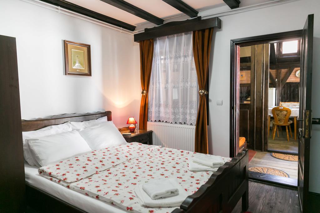Casa Cu Cerdac Hotell Sighişoara Exteriör bild